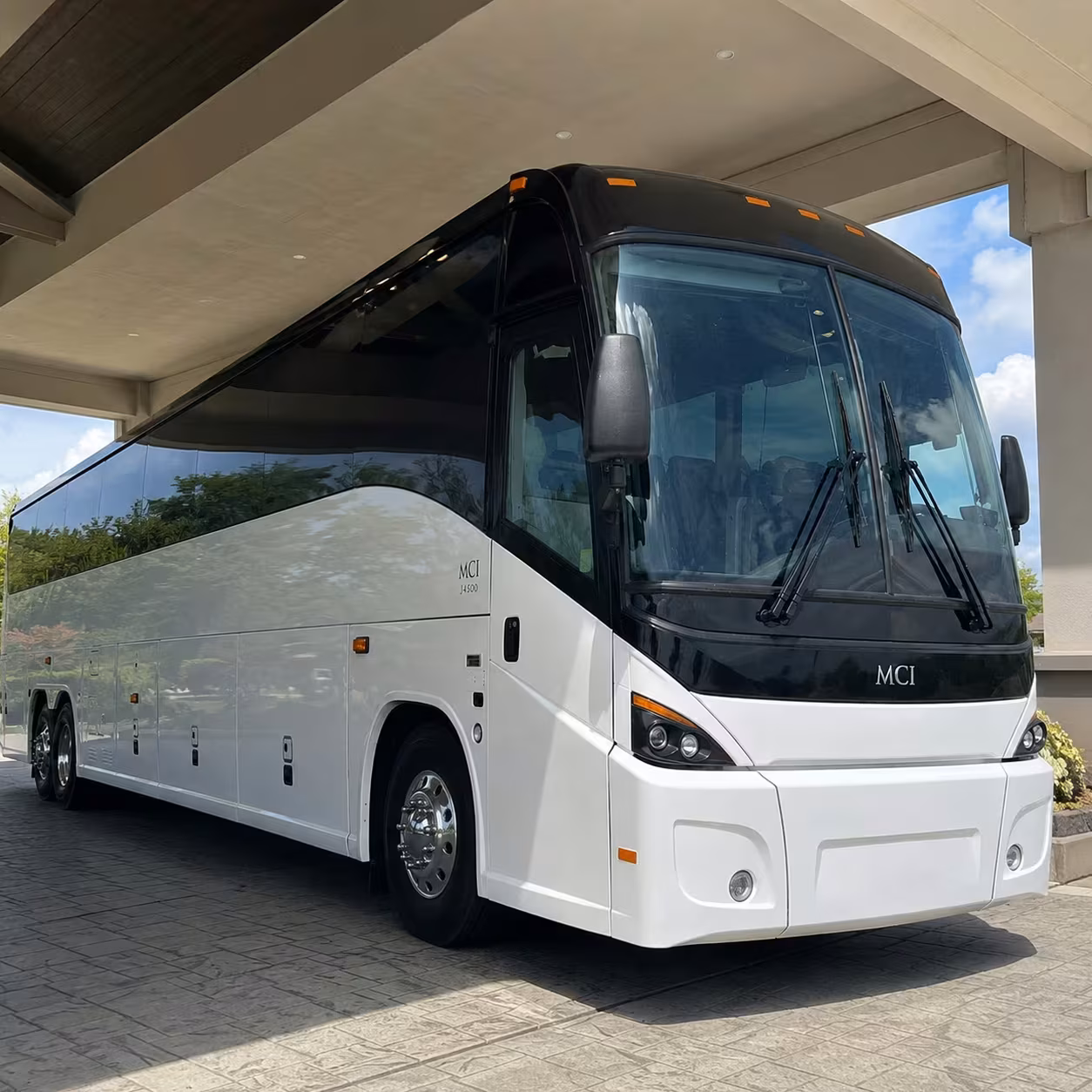 shuttle buses for vallejo city and county government workers