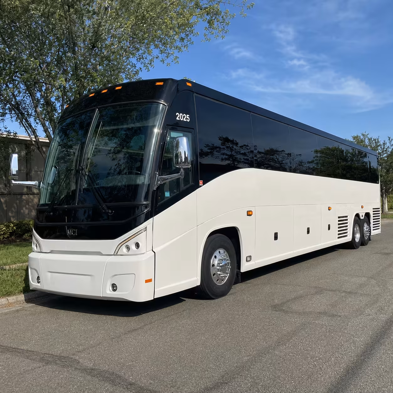 vallejo charter bus rentals to six flags discovery kingdom